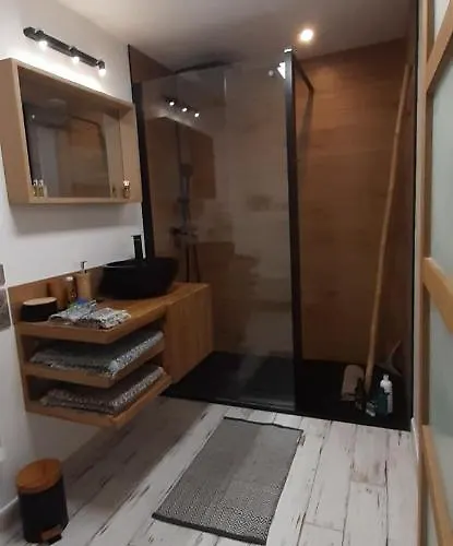 בית נופש Mon Petit Coin Sous Les Pins לה-טסט-דה-בוש