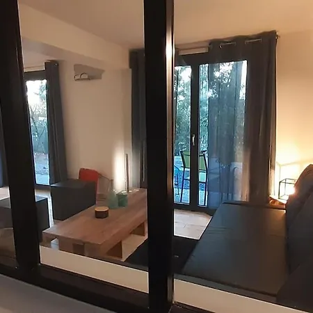 Mon Petit Coin Sous Les Pins 度假居 *